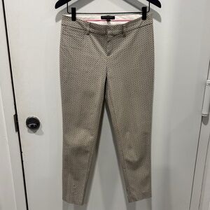 Banana Republic 
Tan White Printed Tapered Leg Mid Rise Classic Pants